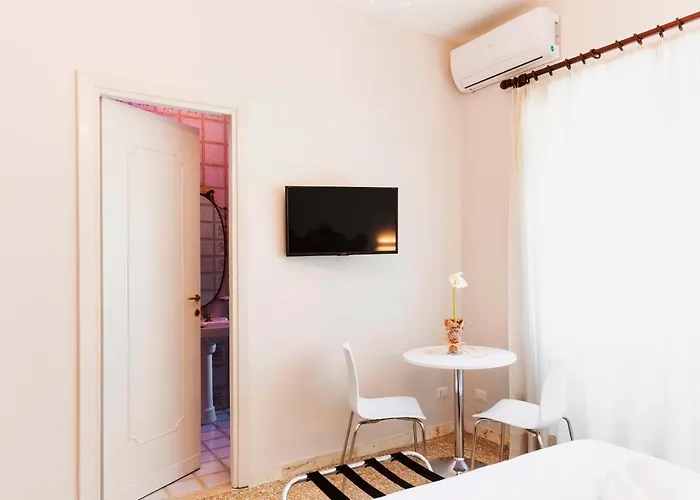 Talenti Fucini Bed & Breakfast 4*